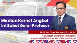 Kernet Angkot Itu Sukses Sabet Gelar Profesor di Universitas Padjajaran